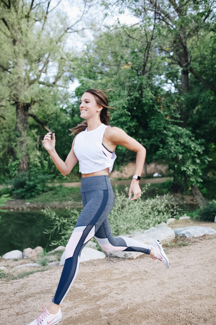 Today's Fit Friday post features Lauren Sims of Laurenkaysims.com to talk with us about the difference between training for a full marathon and a half marathon!