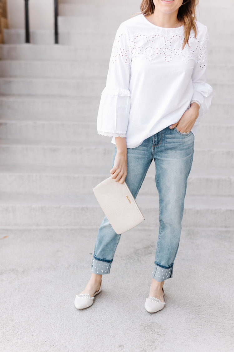 This spring look is perfect for any and every woman. It's simple, chic, affordable, and will take you from work to play to out for date night!